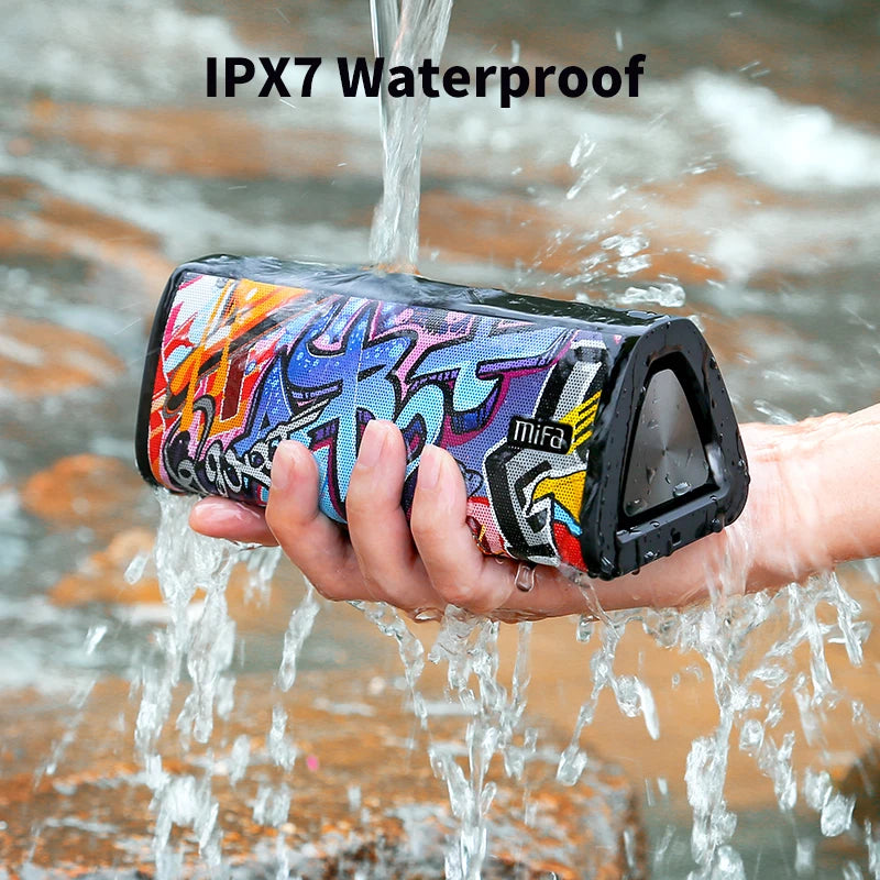 Portable Bluetooth speaker 360° Stereo Sound, waterproof